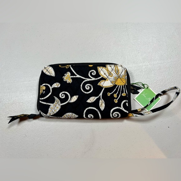 Vera Bradley “Yellow Bird” - Black and Yellow Patterned Wristlet/eallet - Picture 3 of 7